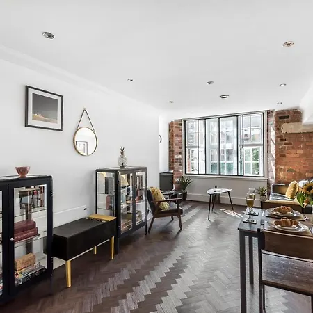 Chic One Bed Apartment- Living In Converted Cocoa Warehouse Parking * York